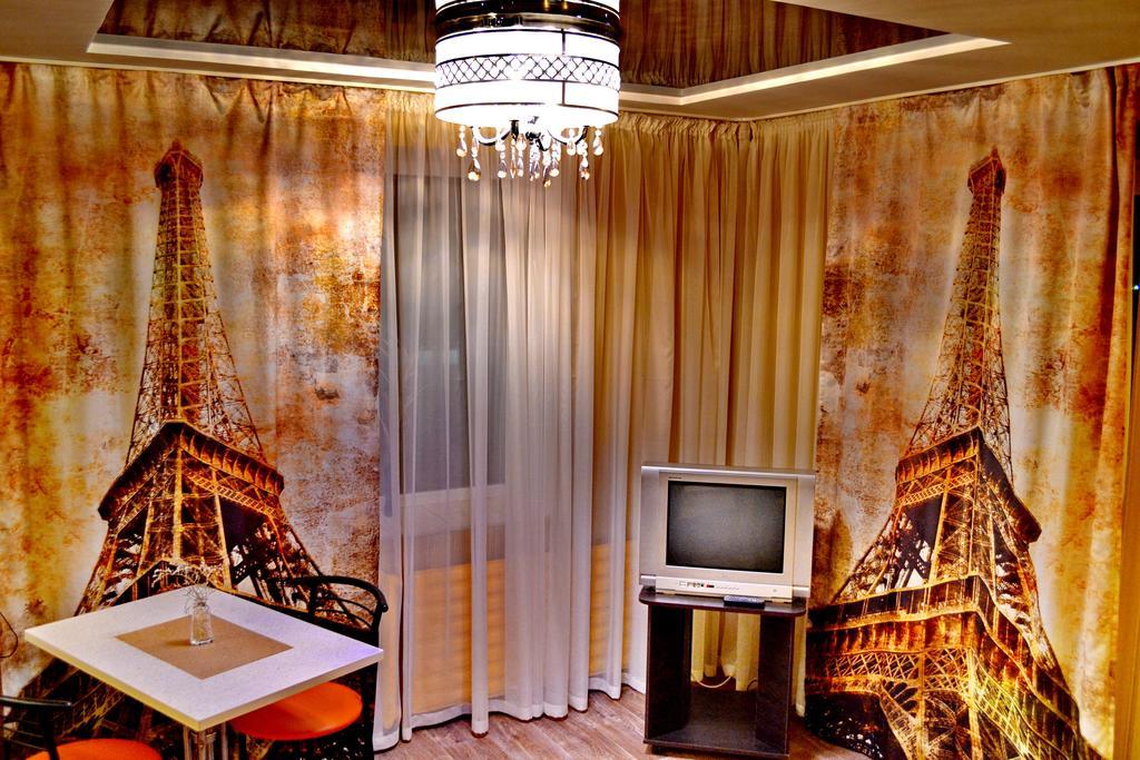 Apartlux Chernigov Δωμάτιο φωτογραφία